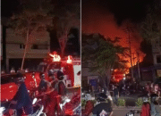 Diduga Halangi Jalan, Emak-Emak Diseruduk Mobil Damkar