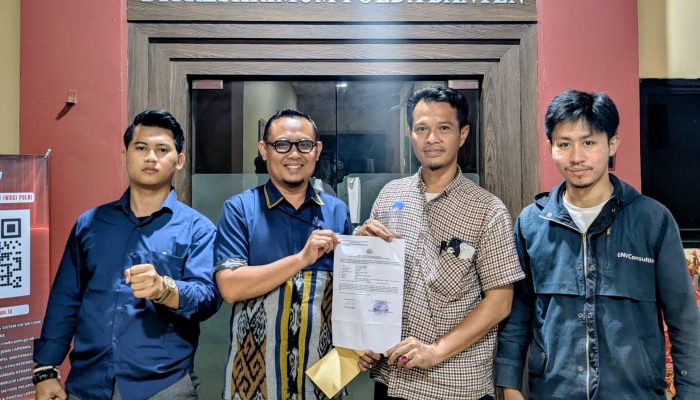 Belum Sehari Dipasang, Tiga Plang Penanda Kepemilikan SHM Nomor 04447 Diduga Dirusak Sekelompok Orang, Kuasa Hukum Tempuh Jalur Pidana