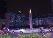 Pemadaman Lampu 1 Jam Hari Ozon, Kawasan Bundaran HI Tetap Jadi Sasaran Foto Warga