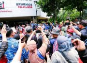 Gaji Rp30 Ribu Sehari, Buruh Pengupas Bawang Keluhkan Masuk Desil 6