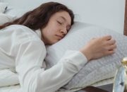 Benarkah Posisi Tidur Tengkurap Punya Efek Buruk untuk Tubuh?